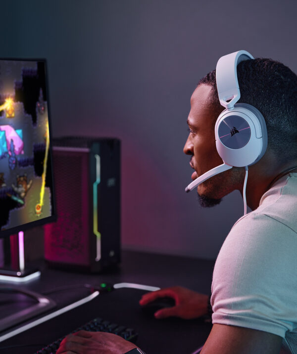 Corsair-Headsets-0322-Day1_03306